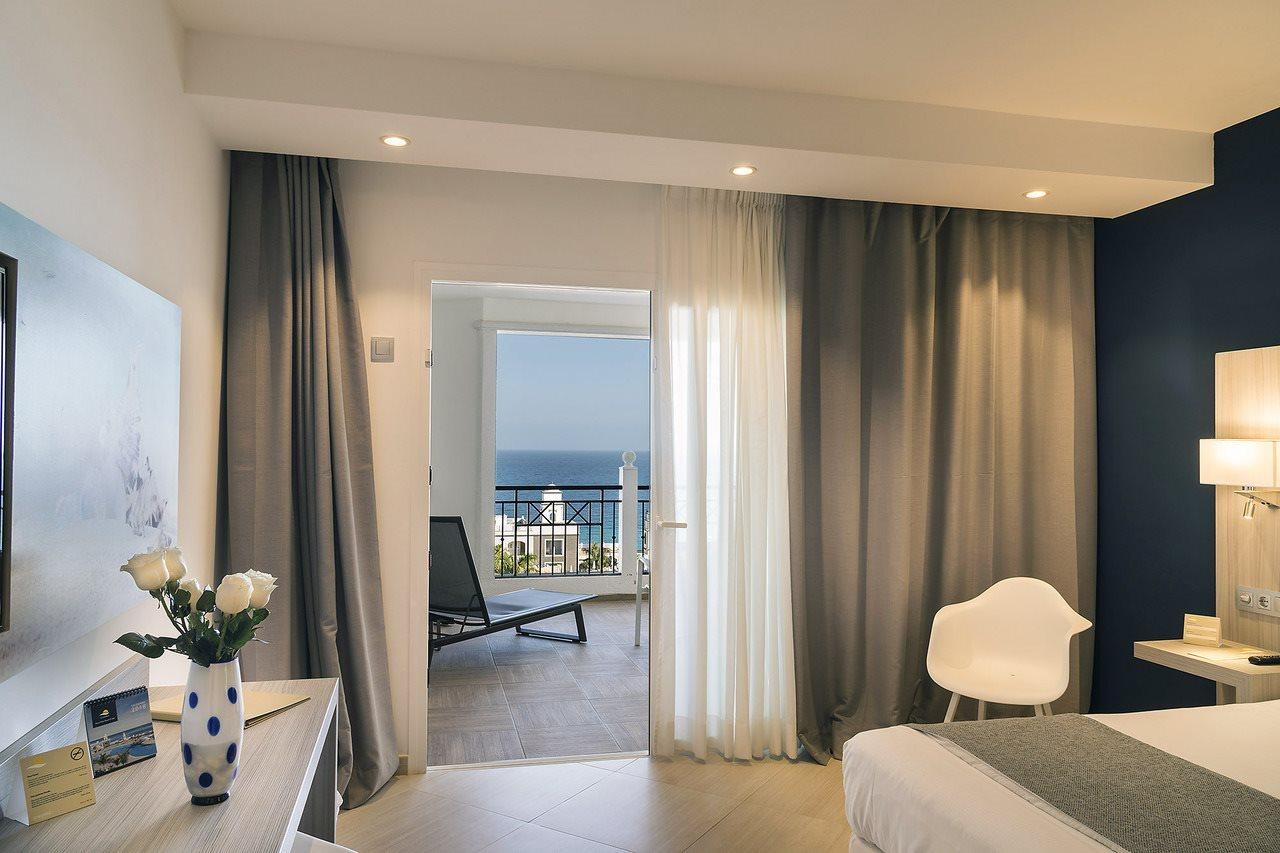 Royal Palm Resort & Spa (Adults Only) Playa De Esquinzo Exterior photo